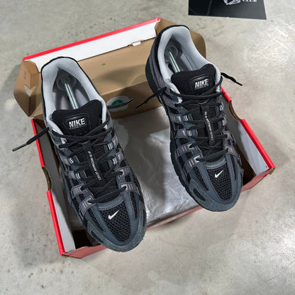 NK™ P-6000 Suede Anthracite Metallic Silver
