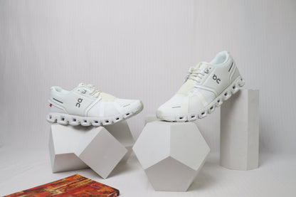 OC 5 - Lightweight Comfort - White